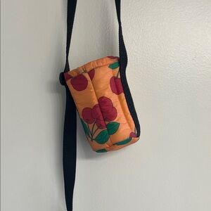 Water Bottle Shoulder Bag